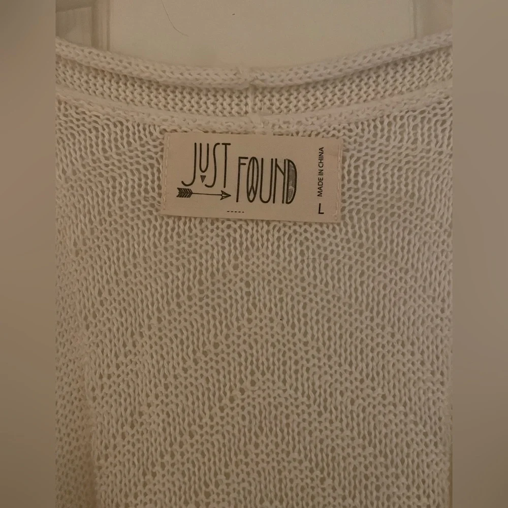 Off shoulder sweater - Picture 3 of 3